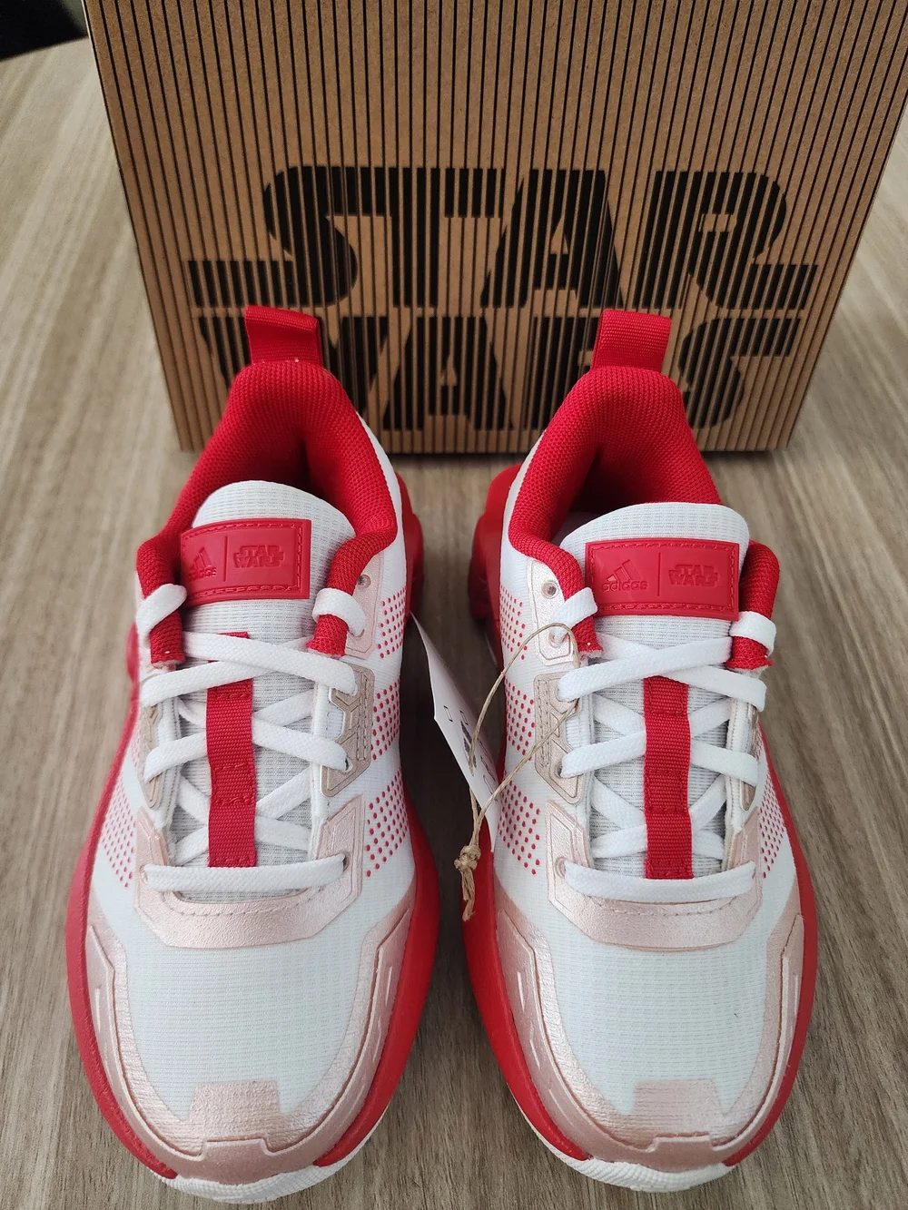 NWT Adidas x Star Wars Tech Runner Kids Sneakers Red White Size 11K